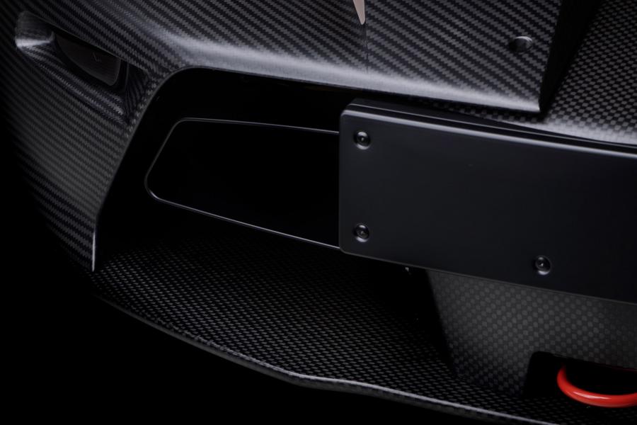 Детали экстерьера KTM X-Bow GT Black Edition 2016 года  (фото 10 из 10)